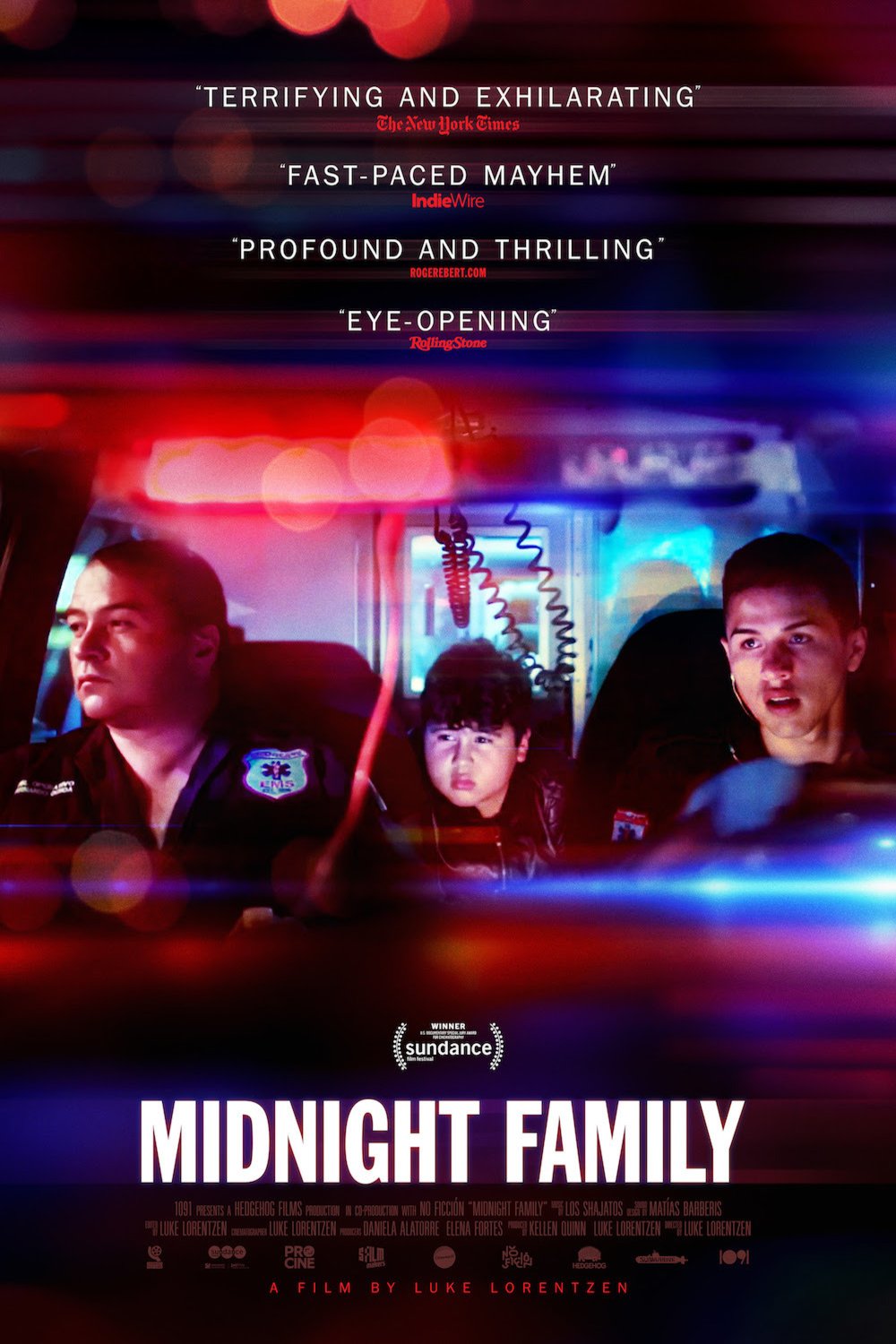 L'affiche originale du film Midnight Family en espagnol
