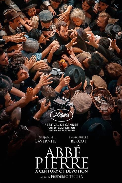 L'affiche du film Abbé Pierre: A Century of Devotion