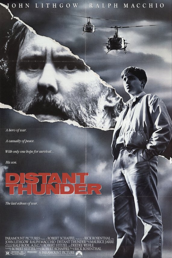 L'affiche du film Distant Thunder
