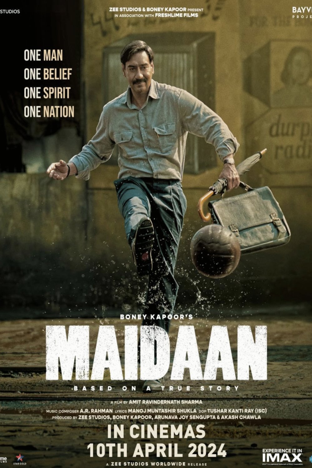 L'affiche originale du film Maidaan en Hindi