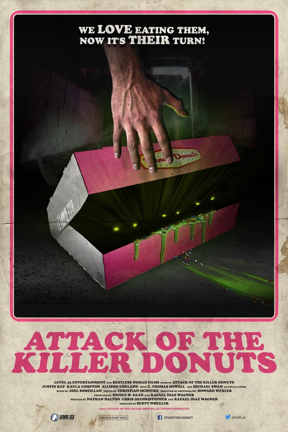 L'affiche du film Attack of the Killer Donuts