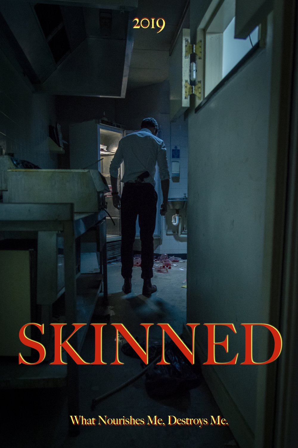 L'affiche du film Skinned