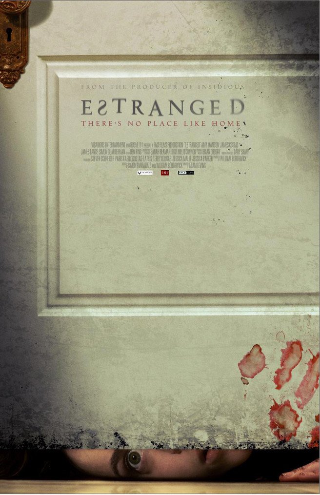 L'affiche du film Estranged