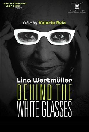 L'affiche du film Behind the White Glasses