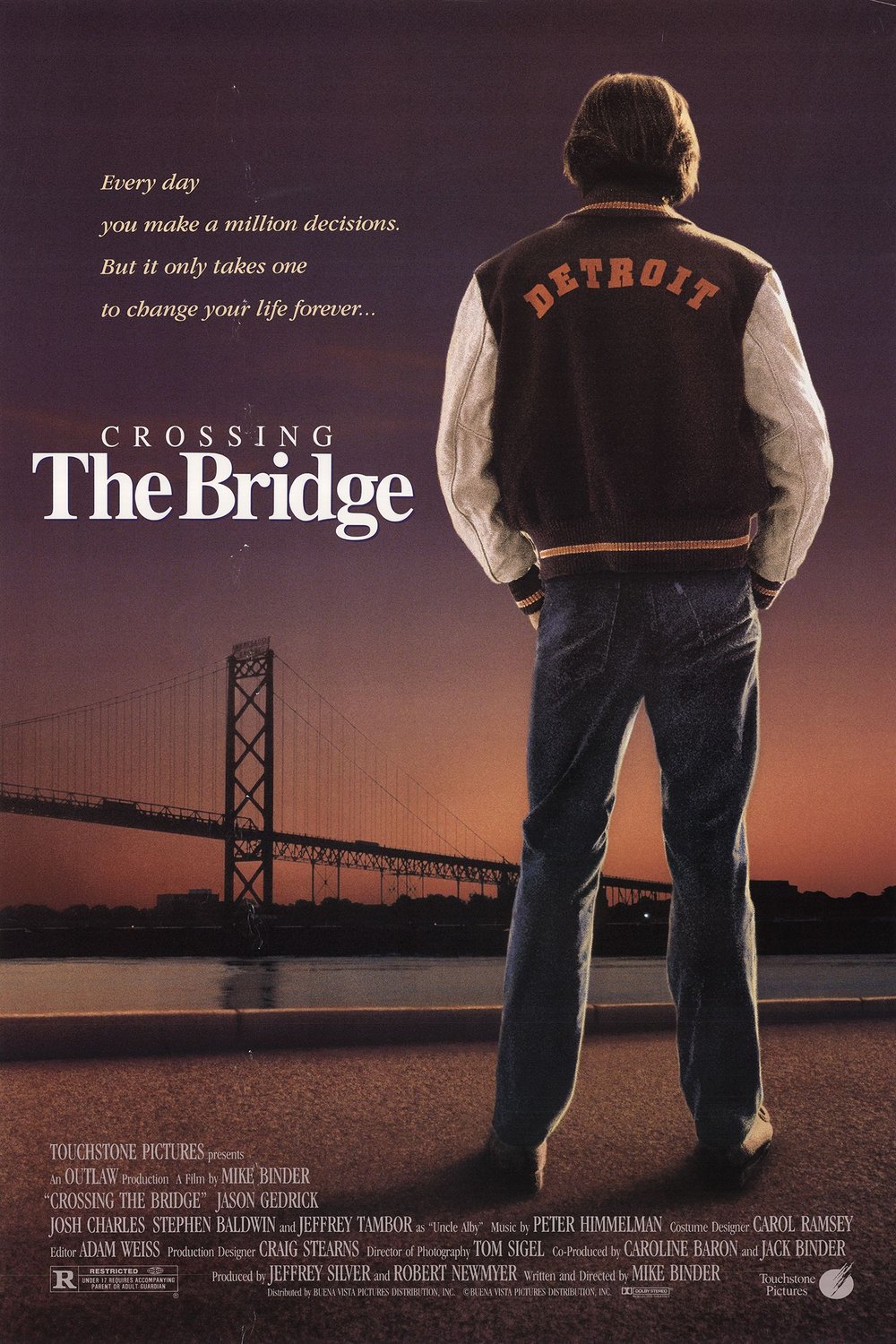 L'affiche du film Crossing the Bridge